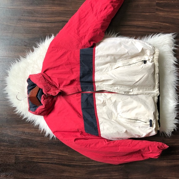 •SOLD• Vintage Nautica Puffer Coat - Picture 3 of 7